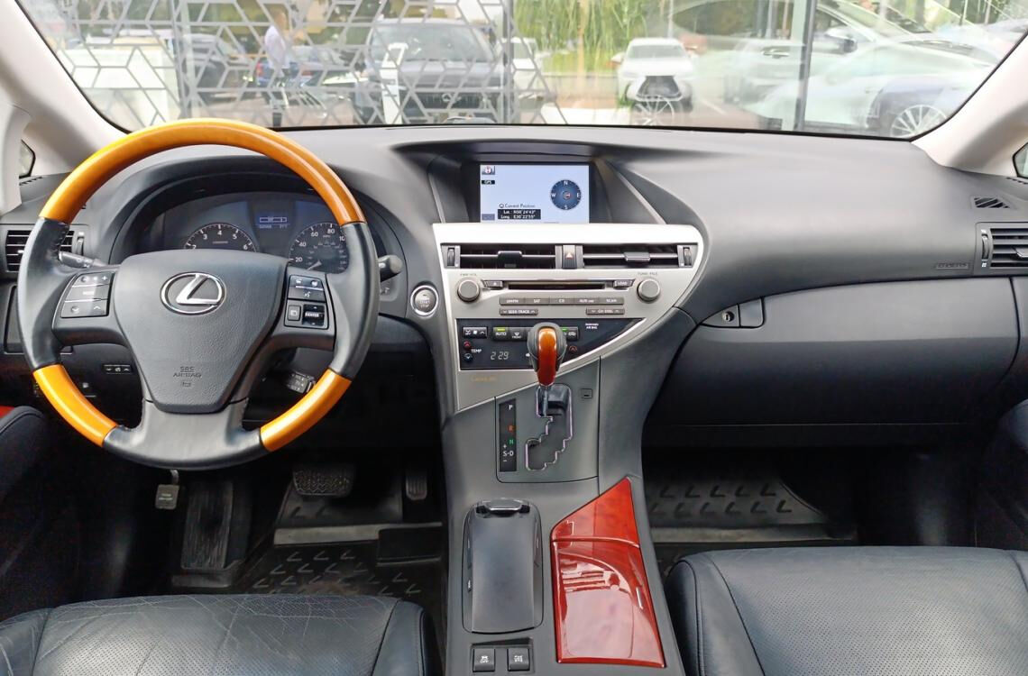 Придбати Lexus RX350