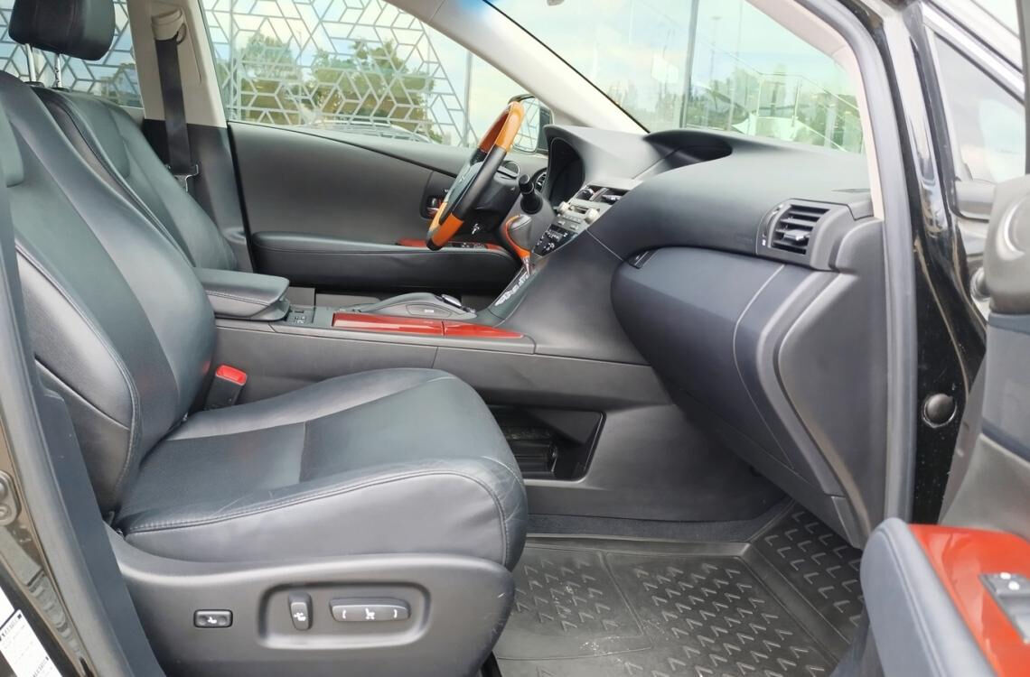 Придбати Lexus RX350