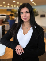 Алина Довга