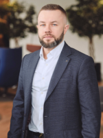 Александр Стремоухов